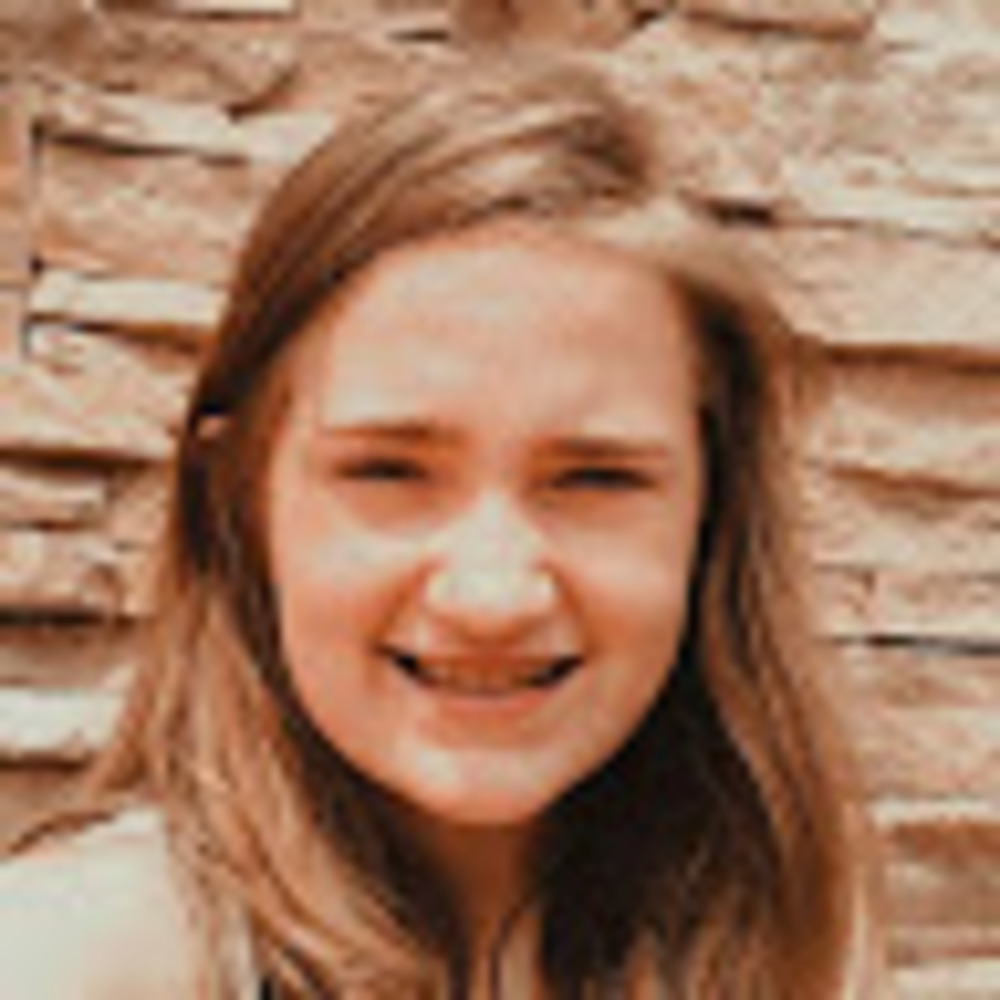 Meet your Posher, Avery